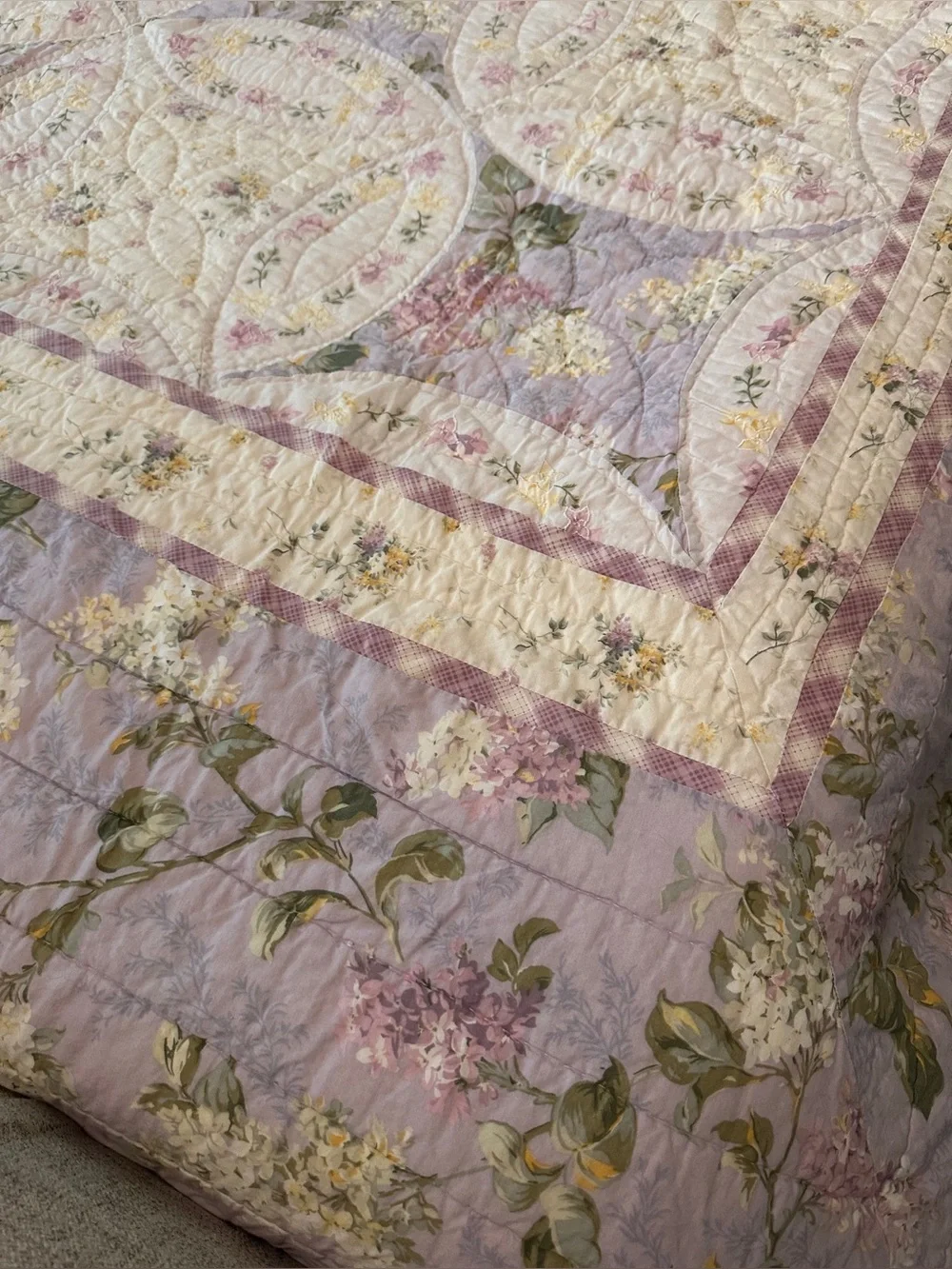 VTG Rachel Ashwell Shabby Chic Queen/Full Quilt Set 2 Shams Floral Patchwork